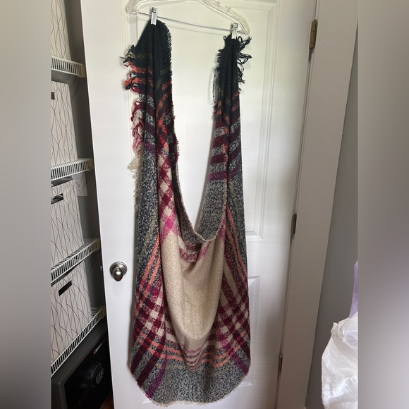 Plaid Wool Scarf in Pink and Gray - Picture 3 of 3